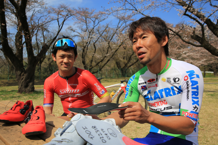 「タイト過ぎないフィット感で痛みも出なくなった。マッチするライダーは増えたはず」土井雪広（マトリックスパワータグ）