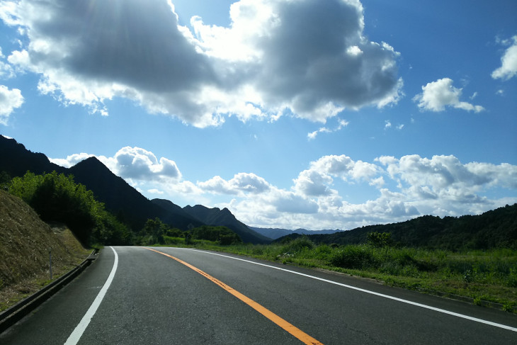 丹波篠山エリアをめぐる75kmのロングライドがツアーに含まれる