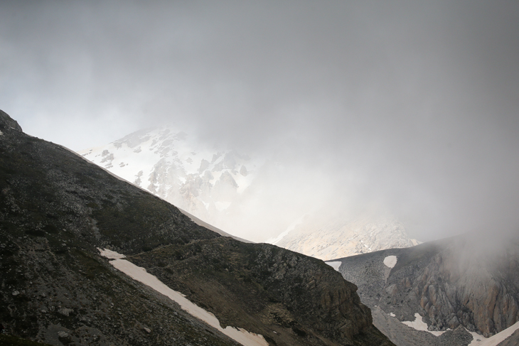 グランサッソの最高峰コルノグランデは雲の中