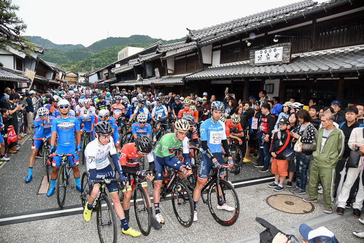 美濃ステージ「うだつの上が町並み」に揃った選手達