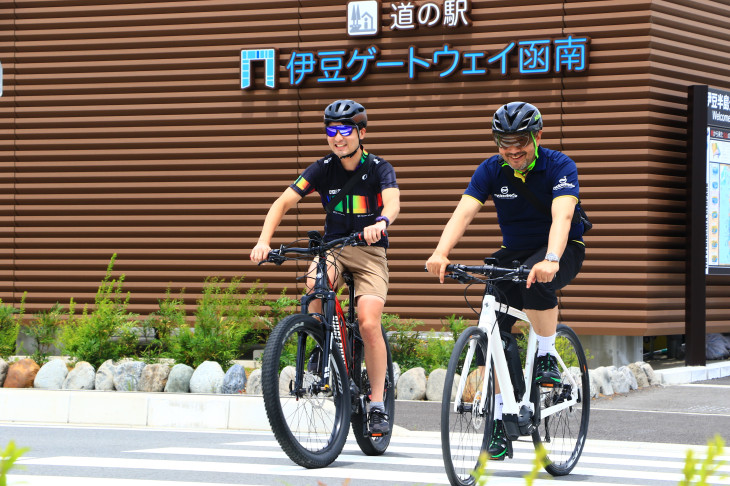 伊豆周辺はE-BIKEツーリングを楽しむのにぴったりな環境が広がっている