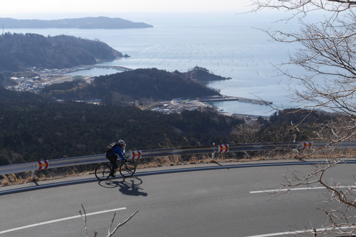 石巻港を見下ろす牡鹿半島を走るサイクルイベント「牡鹿半島ぐるっとライドOSHI1」