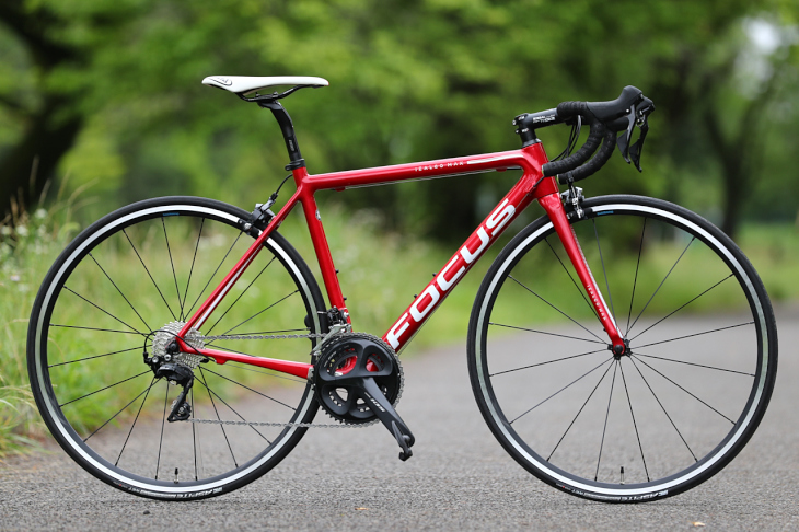 フォーカスのIZALCO MAXに組み付けた試乗車にてテストを行った