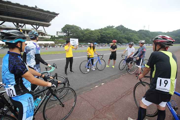 初めてイベントに参加する初心者には講習会も開かれた