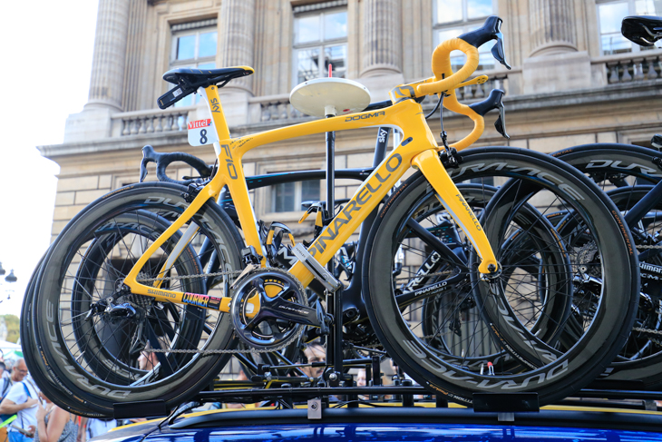 トーマスが最終ステージで駆ったマイヨジョーヌカラーのDOGMA F10が早くも登場（YELLOW TDF 2018、写真は選手の実車）