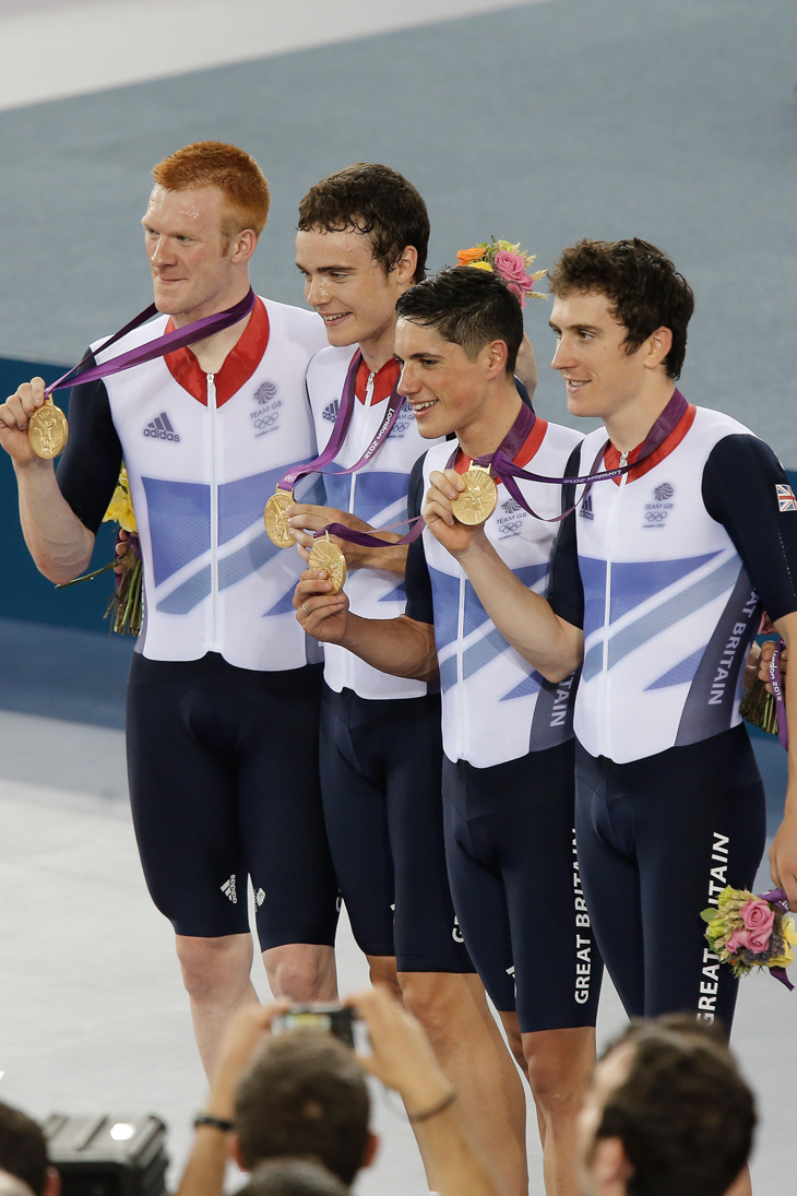 ロンドンオリンピック団体追い抜きで金メダルを獲得したイギリスチーム ゲラント・トーマス（右）