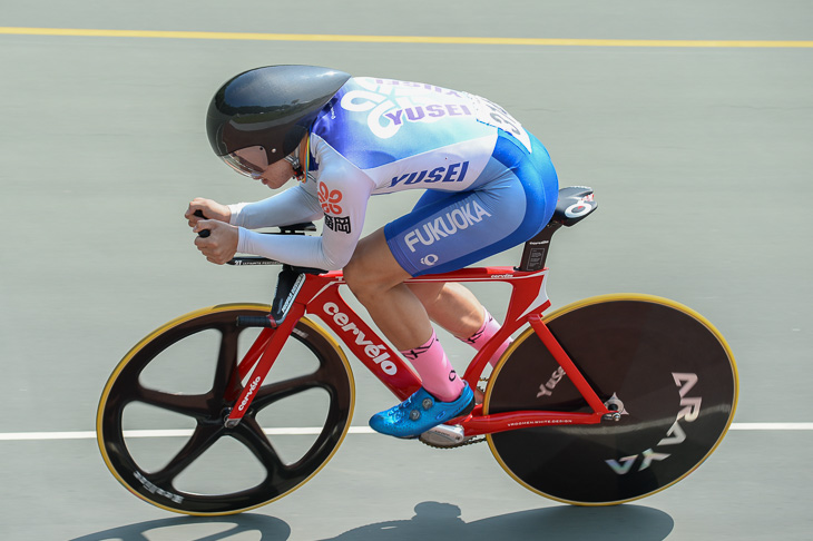 3kmインディヴィデュアル・パーシュート 予選1位 兒島直樹(祐誠高校)3分20秒697はジュニア日本新記録