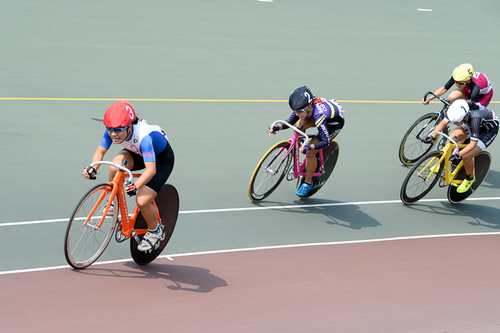 女子ポイントレース　優勝 中川由理（川越工業高校）