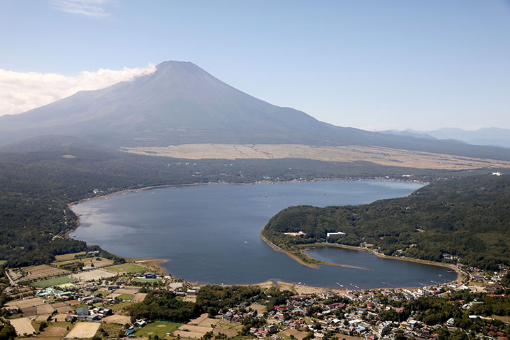 コースとなる山中湖周辺