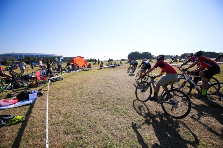 今年が初開催となるINAGI CROSS　首都圏サイクリストが集まりやすいレースとなる（写真はスターライト幕張）