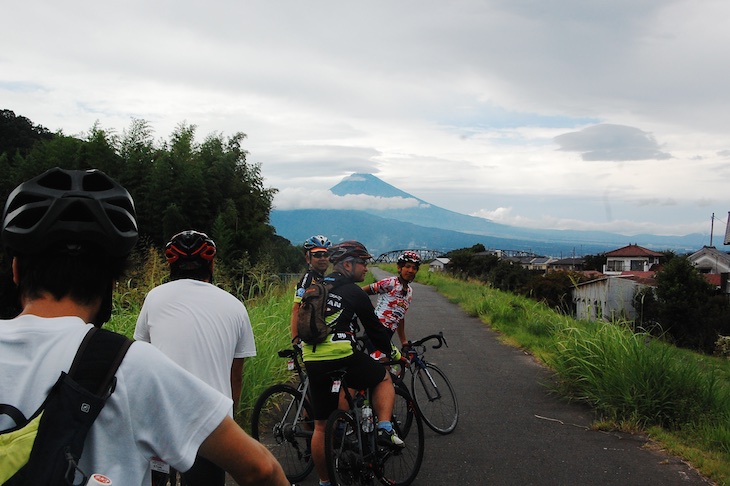 富士山の『借景』(地元の人はわりとこう言う)は、いつ見てもありがたい。