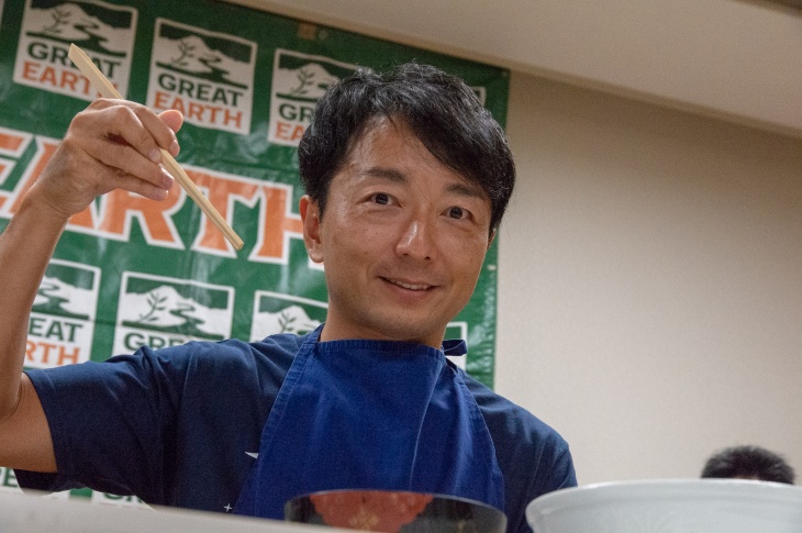 いざ、わんこそばに挑戦!