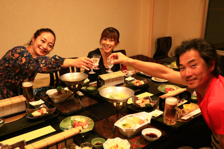 オホーツクの食材をふんだんに使った夕食で1日目は〆