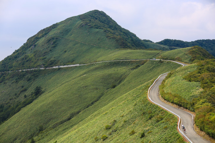 西日本のてっぺんを行く　石鎚山系を楽しむサイクリングマップが完成