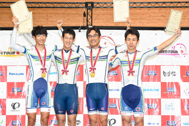 男子チーム・パーシュート 表彰式