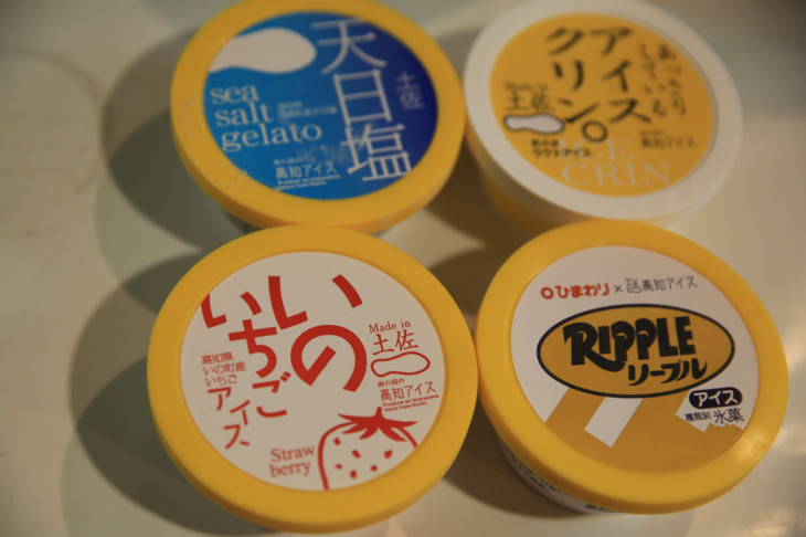 高知名物のアイスクリン たくさん種類がありました