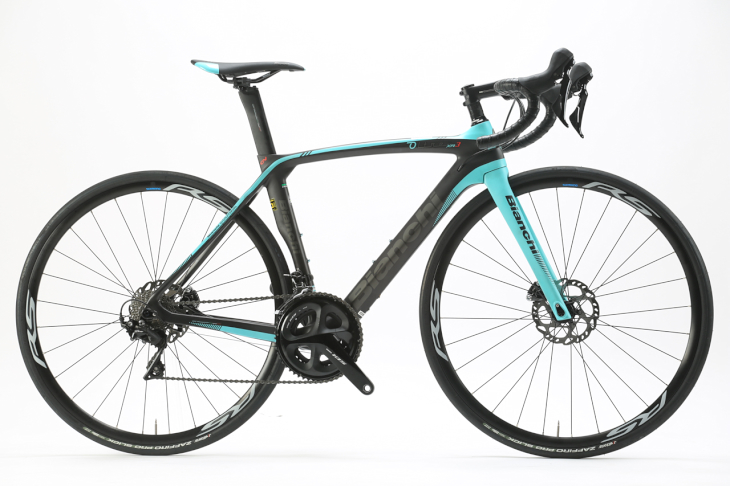 ビアンキ Oltre XR3 Disc カウンターヴェイル搭載で快適性を高めた ...