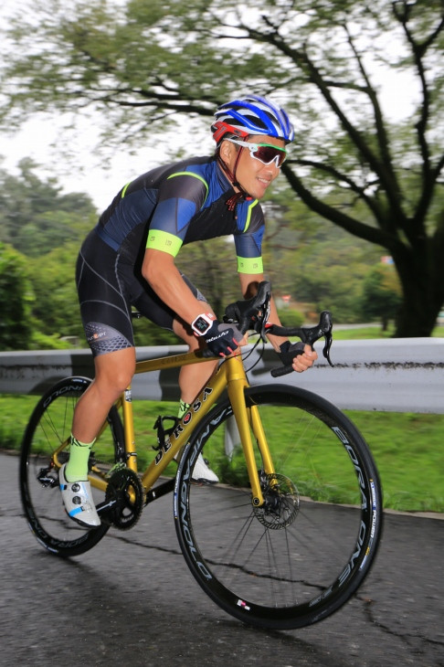 「他のバイクから一線を画す力強い加速感を持ったレーシングマシン」藤岡徹也(シルベストサイクル)