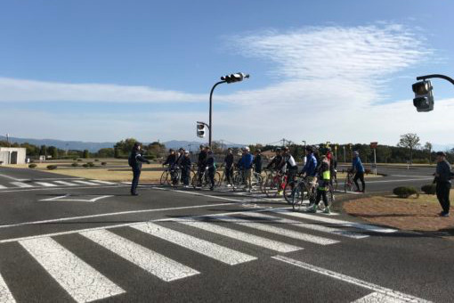 静岡県沼津市にある免許センターで自転車の安全走行セミナーが開催される