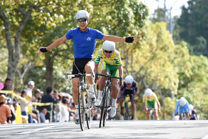 男子アンダー17 集団スプリントを制した寺田吉騎（磐田北高校）が優勝