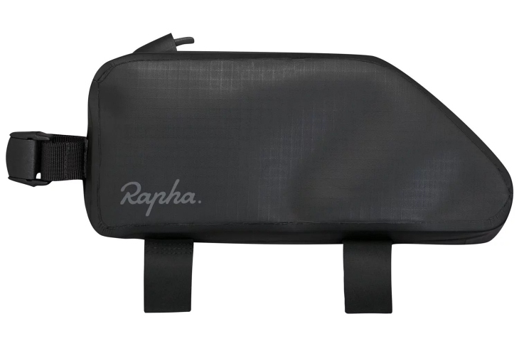Rapha エクスプロアシリーズの第5弾は完全防水のバイクパッキング用 