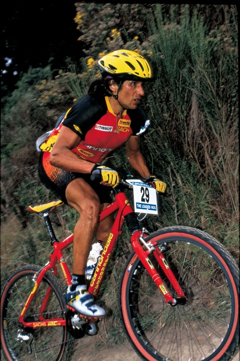 1994年の世界選手権では2位に入ったティンカー・ウォーレスが駆っていたバイパーレッドのバイク