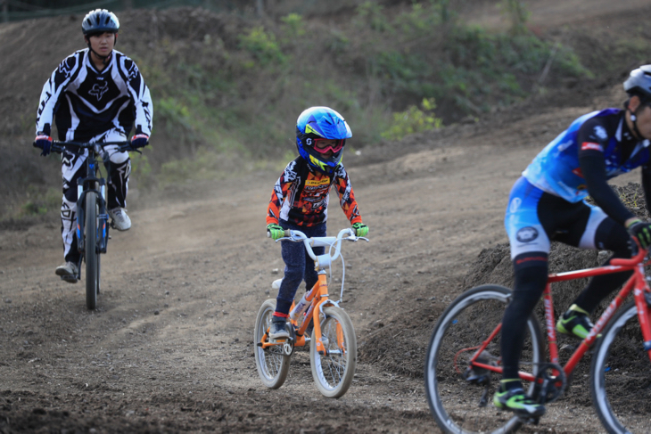 ちびっこBMXレーサーも頑張る