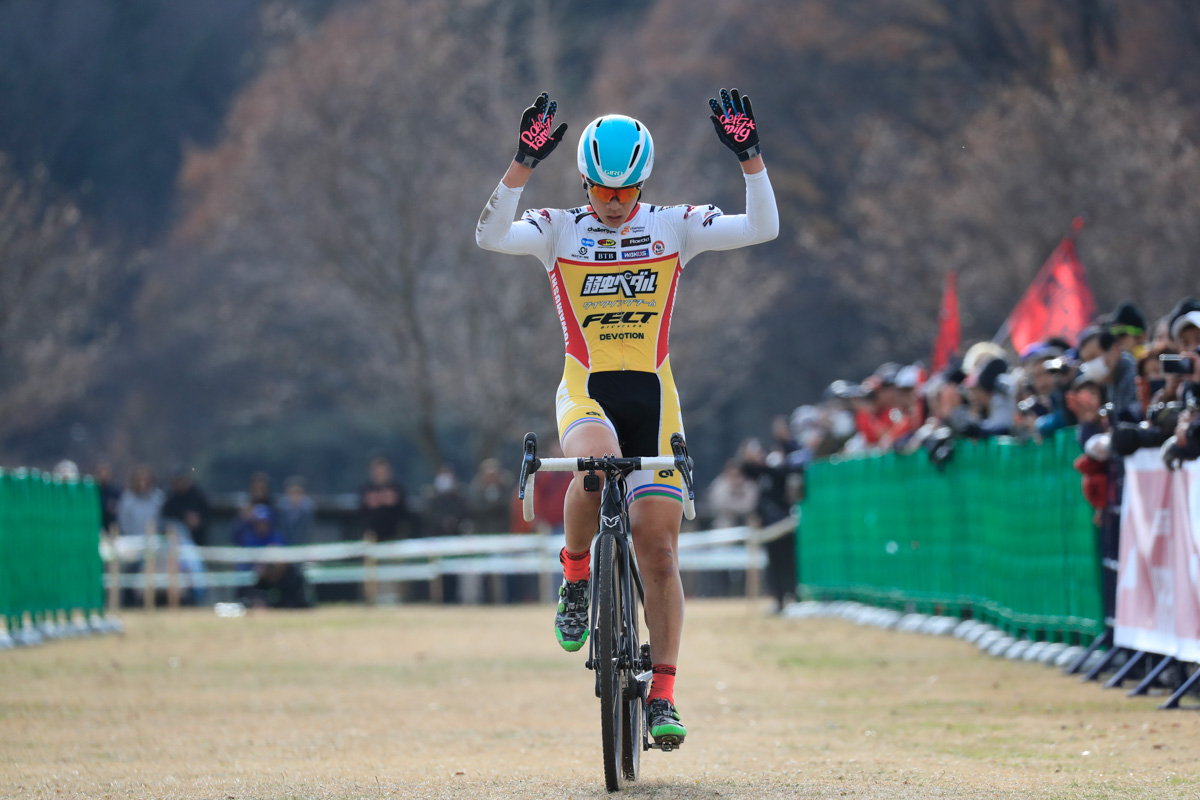 3位を仕留めた織田聖(弱虫ペダルサイクリングチーム)