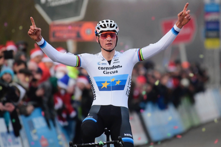 今季14勝目を飾ったマチュー・ファンデルポール(オランダ、コレンドン・サーカス)