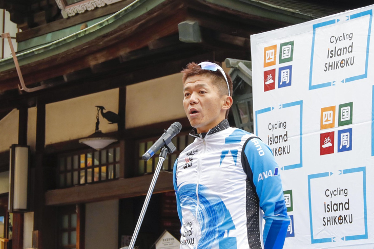 四国一周サイクリングルート監修者でありプロサイクリストの門田基志氏