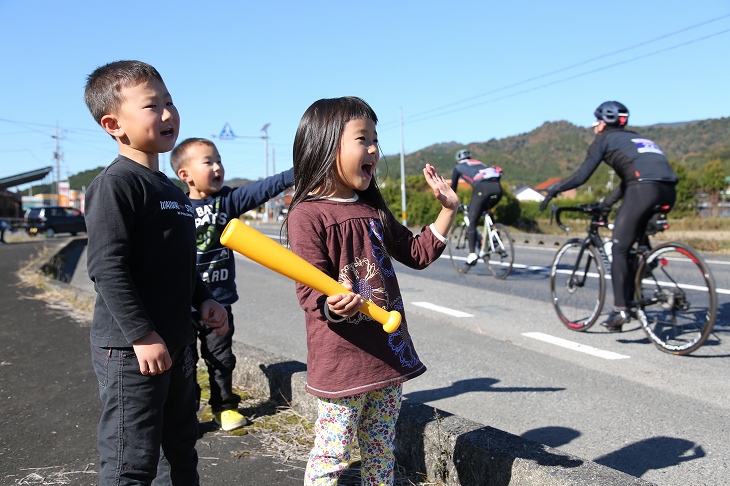 沿道からの「がんばれー」