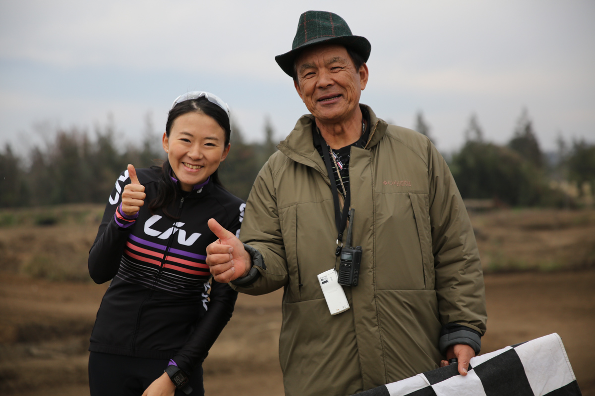 イベントの発起人、福本敏夫さんと応援に駆けつけた武田和佳さん