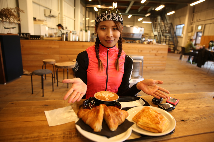 「名物クロワッサンはいくらでも食べられちゃうんですよ。美味しくて3つ食べてたこともありました（笑）」