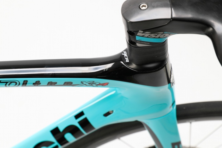 ビアンキ OLTRE XR4 DISC ディスクブレーキを手に入れたフラッグシップ