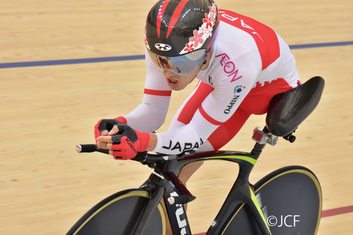 パラサイクリング男子個人パーシュートC1-3 優勝した川本翔大(日本)