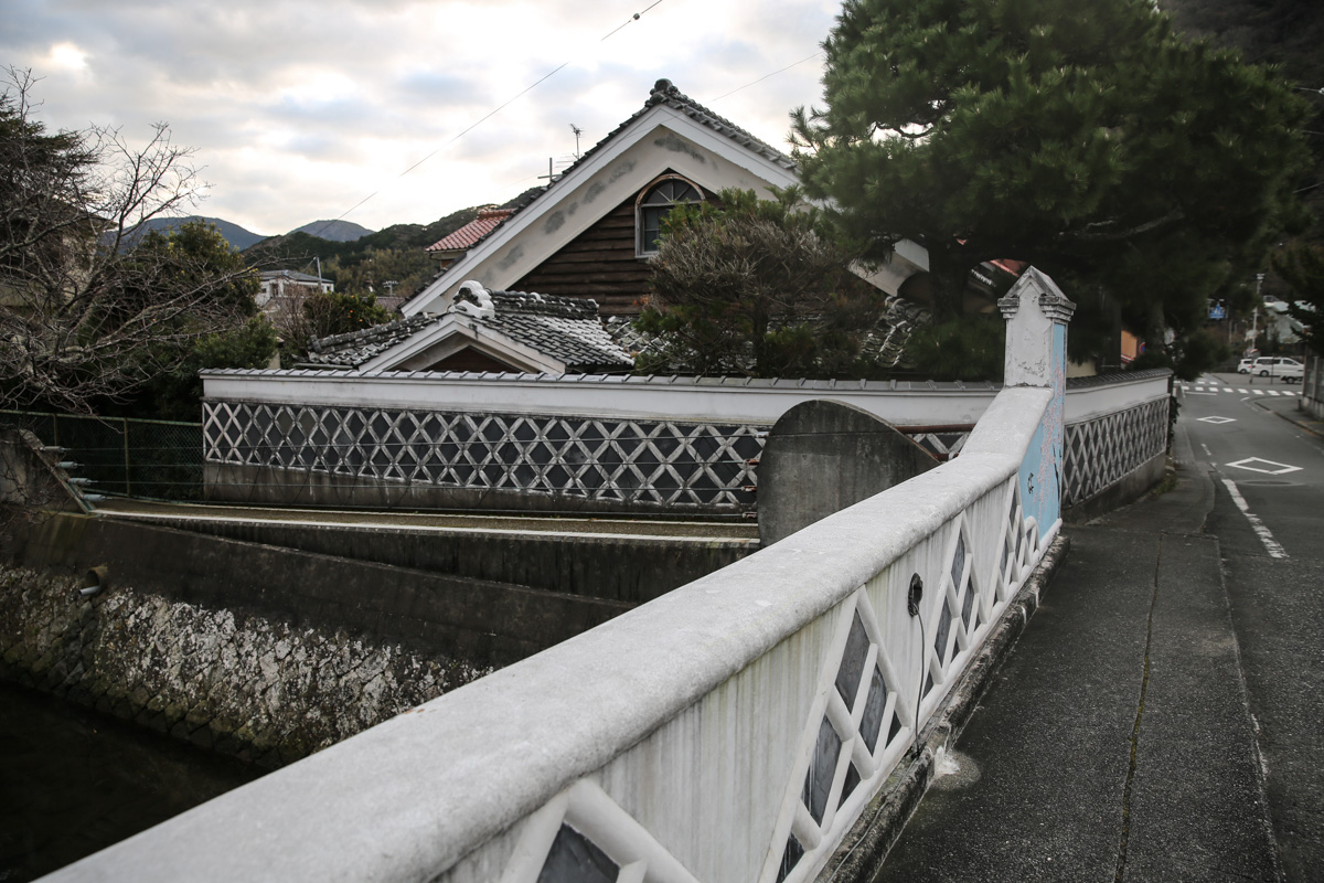 内田さんが管理する築130年の古民家。松崎の風景の要だ