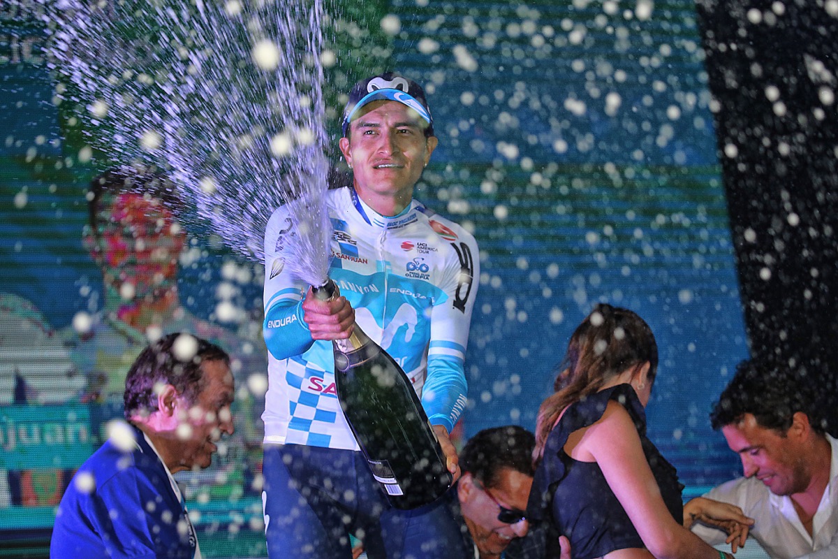 自身初のステージレース総合優勝を遂げたウィネル・アナコナ(コロンビア、モビスター)