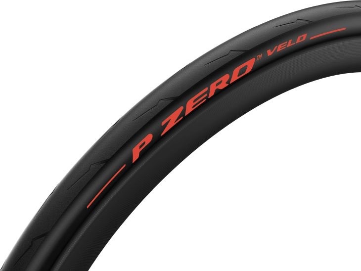 ピレリ P ZERO VERO COLOR SPECIAL EDITION(レッド)
