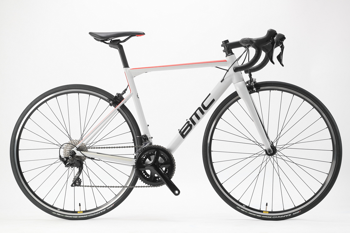 BMC Teammachine ALR ONE カーボンモデルを踏襲し性能を高めたアルミ ...