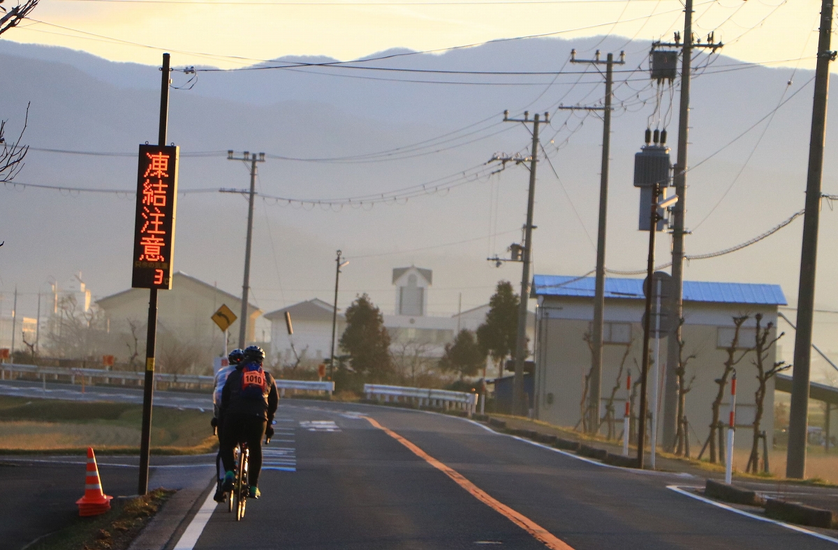 なんと朝は気温3度!寒いわけです