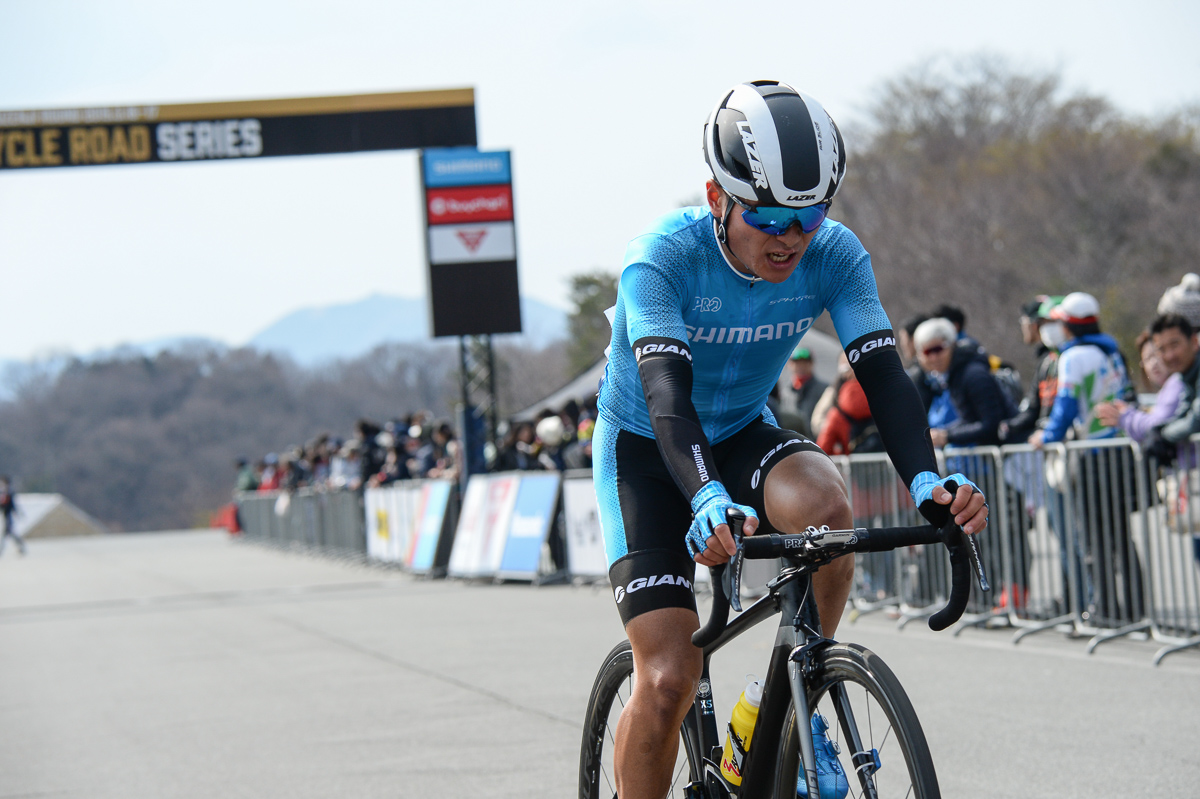 横山航太（シマノレーシング）が3位