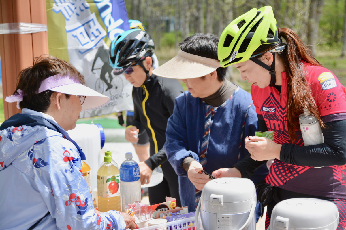 地元の方々が温かく迎えてくれる