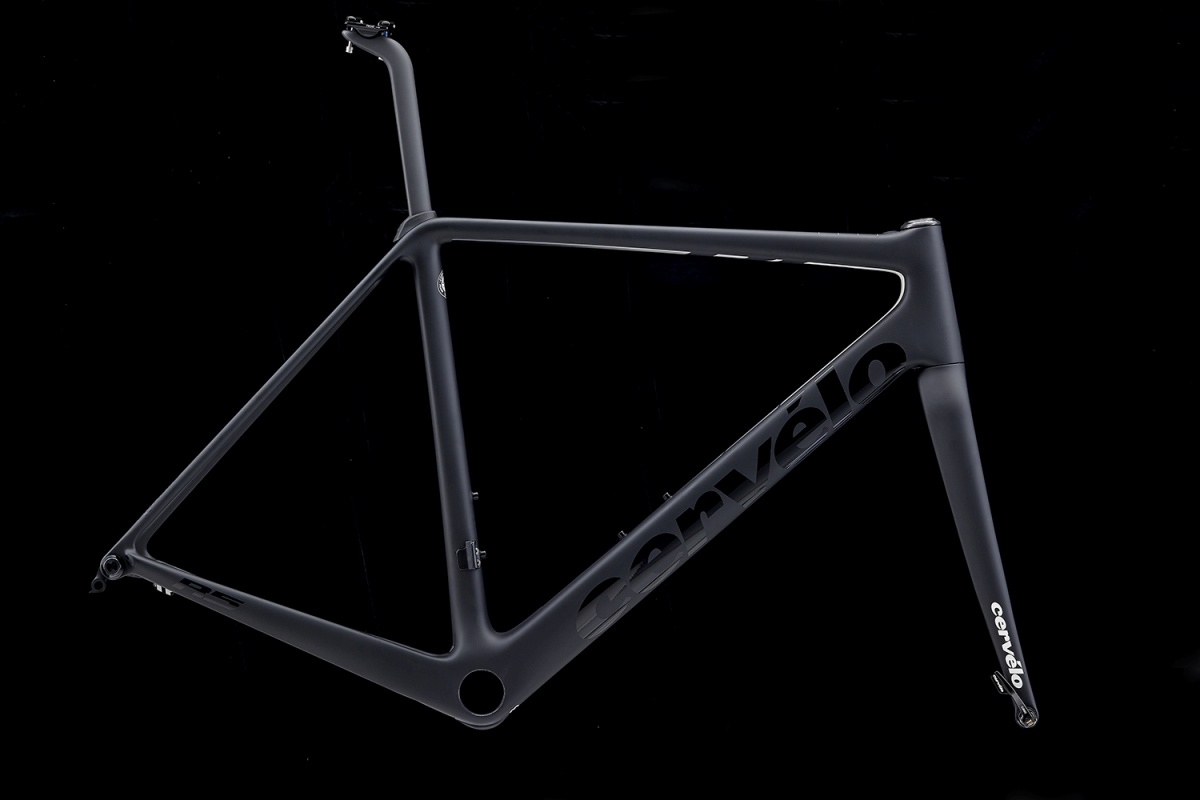 サーヴェロ R5 Ltd/R5 DISC Ltd(Black/Black/White)