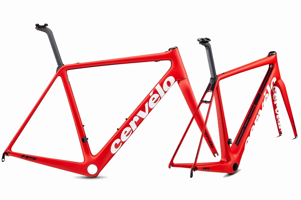 サーヴェロ R5 Ltd(Red/White/Navy)