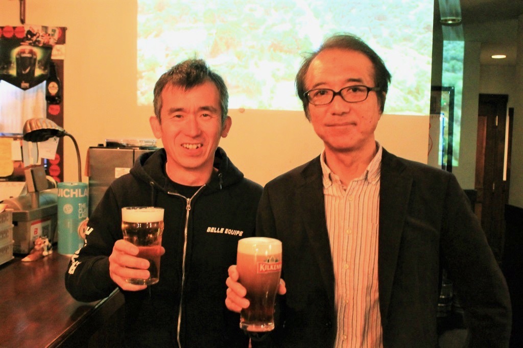 ベルエキップオーナー遠藤さん(左)と熊谷達也さん(右)