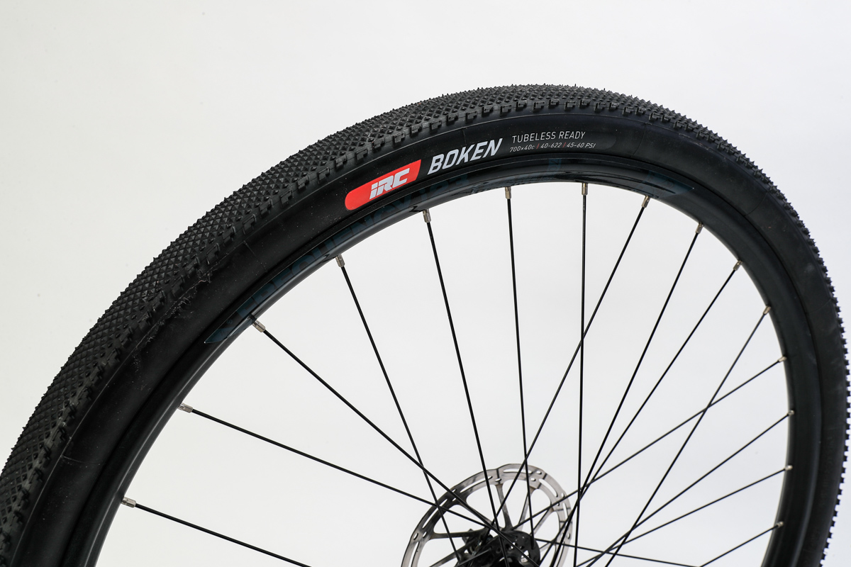 IRC BOKEN TUBELESS READY