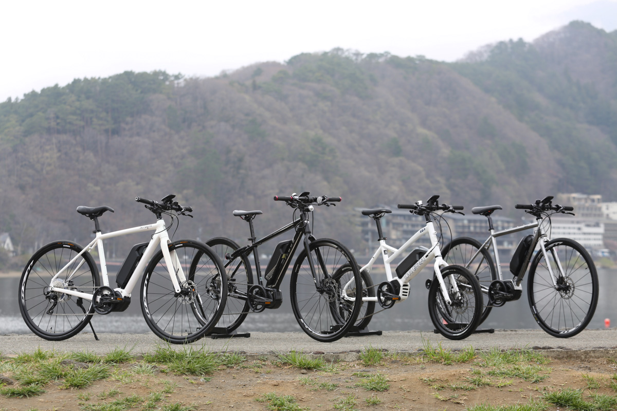4台のSHIMANO STEPS搭載E-スポーツバイクが集結
