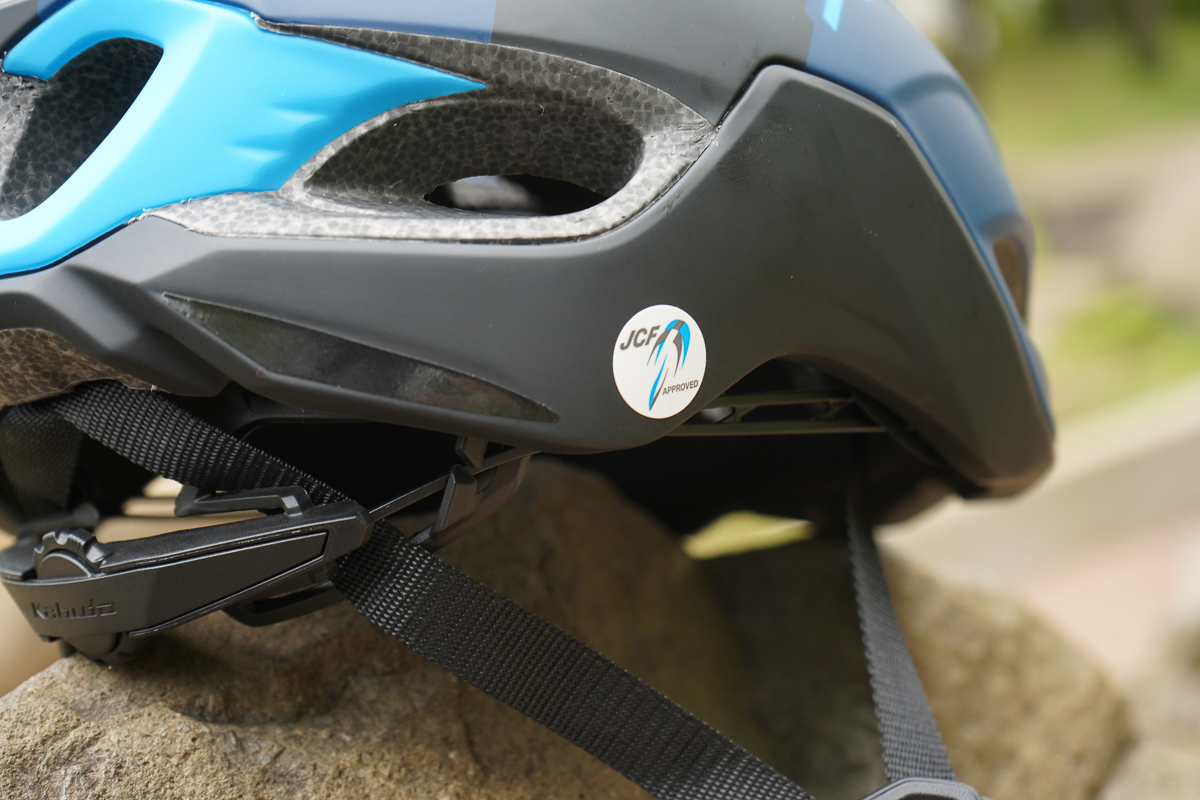 JCF公認ヘルメットのため日本でのレースやイベントに参加することができる
