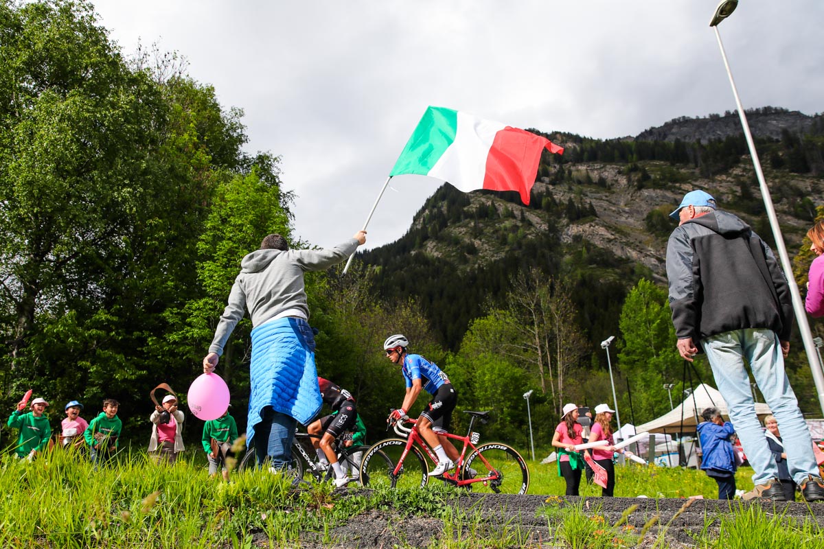 山岳賞のリードを広げたジュリオ・チッコーネ（イタリア、トレック・セガフレード）