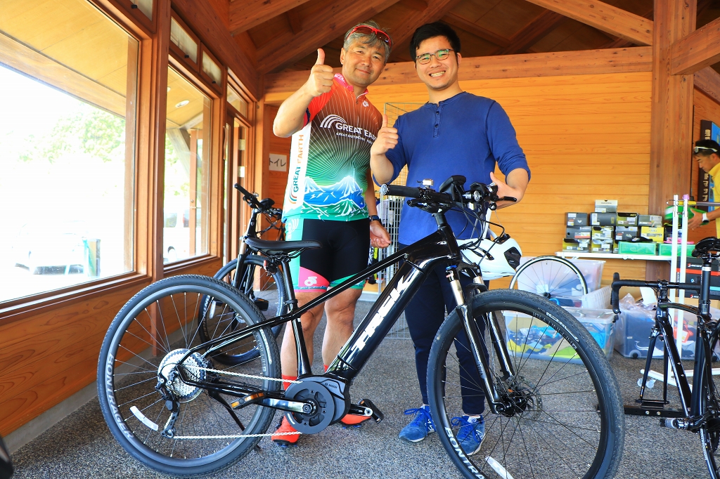 今回はE-BIKEのレンタルもありました　男鹿でレンタサイクルとして使用されているものなのだとか